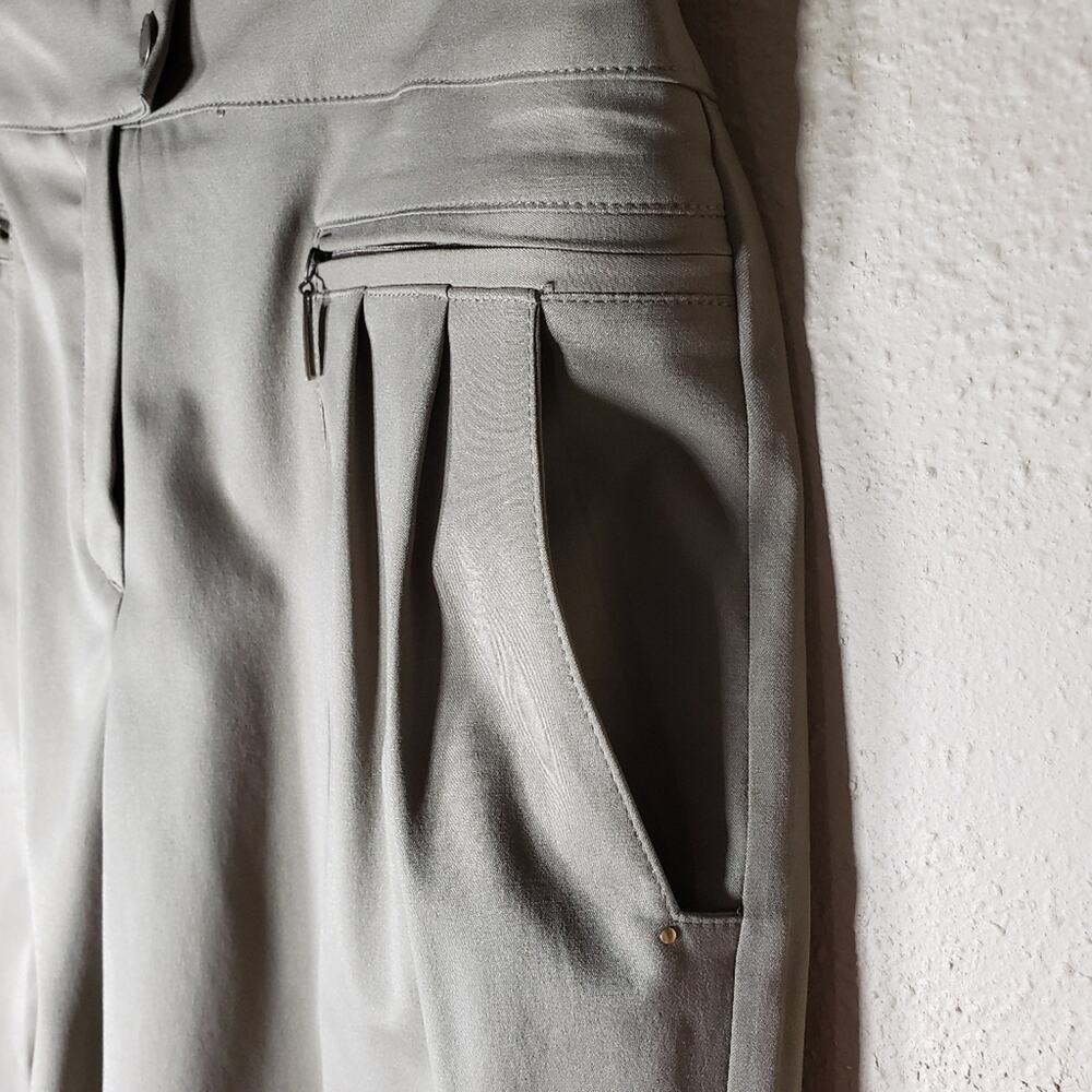 Golf Shorts - Picture 3 of 5